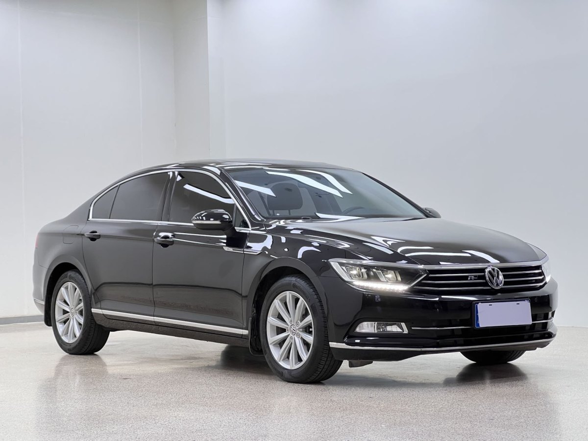 2019年6月大眾 邁騰  2019款  330TSI DSG 領(lǐng)先型 國(guó)VI