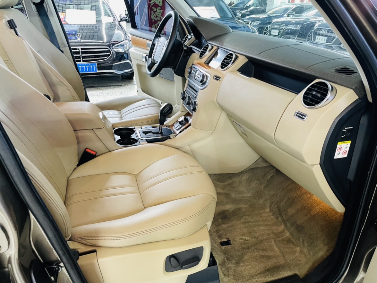 路虎 發(fā)現(xiàn)  2011款 4.0 V6 HSE圖片