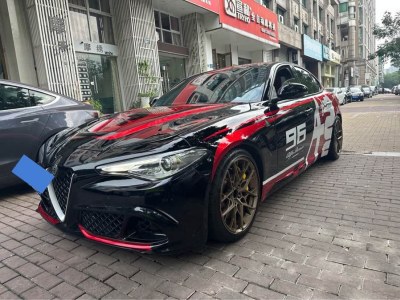 2017年9月 阿爾法·羅密歐 Giulia 2.0T 200HP 精英版圖片