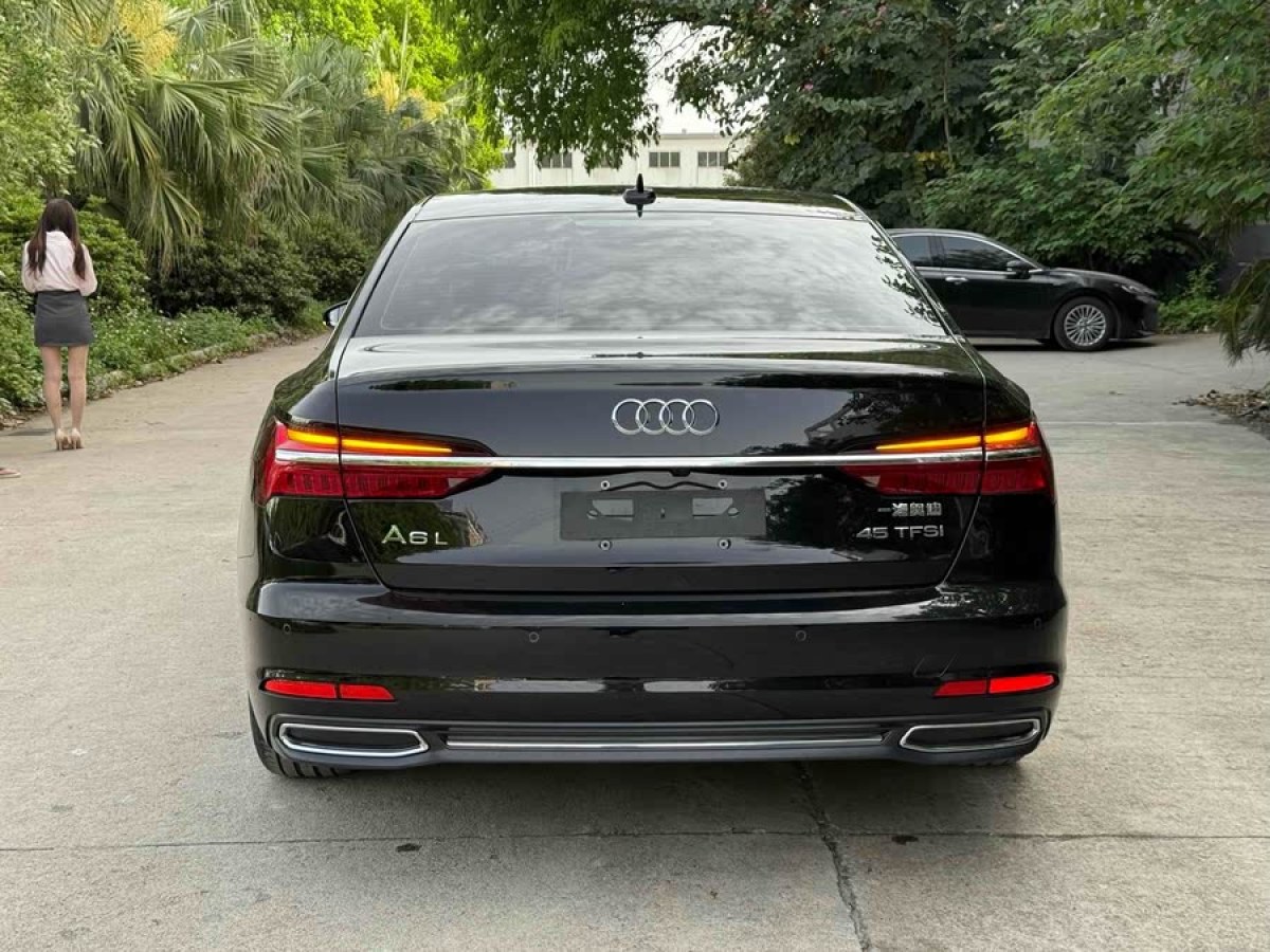 奧迪 奧迪A6L  2021款 45 TFSI 臻選致雅型圖片