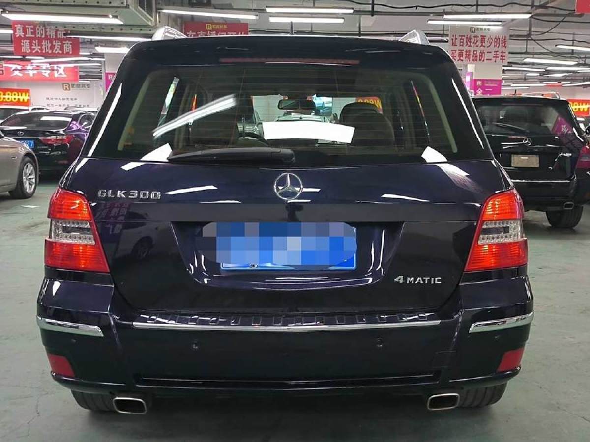 2010年12月奔馳 奔馳GLK級(jí)  2011款 GLK 300 4MATIC 豪華型