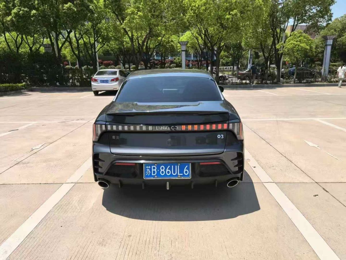 領(lǐng)克 領(lǐng)克03  2023款 03+ Cyan 定制版圖片