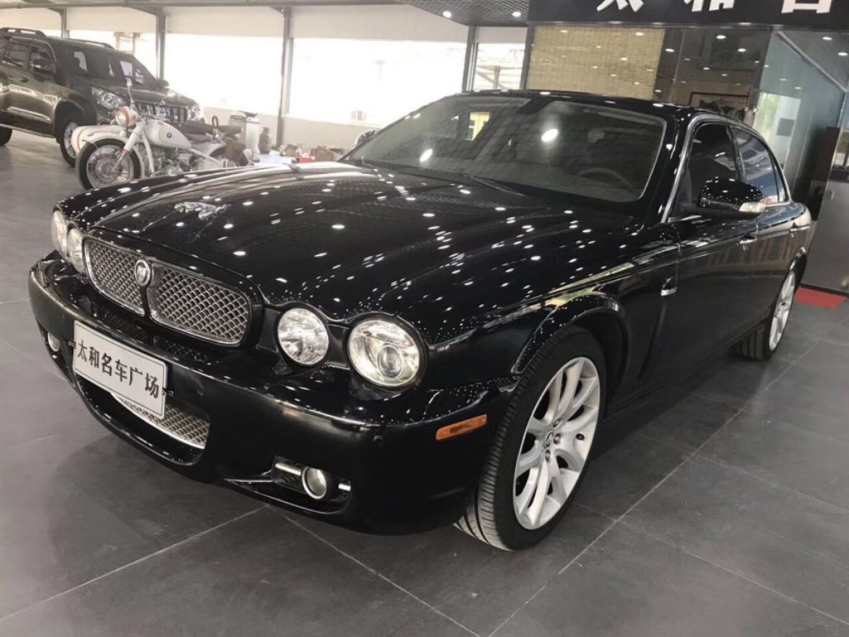 2010年01月捷豹 xj 2007款 xj6l 3.0皇家加長版