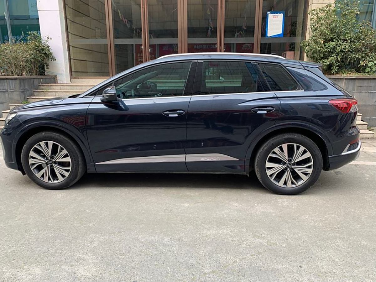 奧迪 奧迪Q4 e-tron  2023款 40 e-tron 創(chuàng)行版圖片