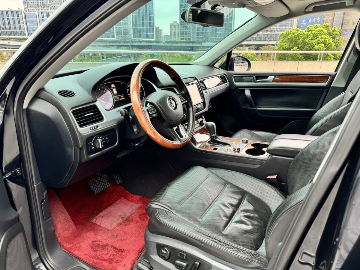 大眾 途銳  2011款 3.0TDI 柴油舒適型圖片