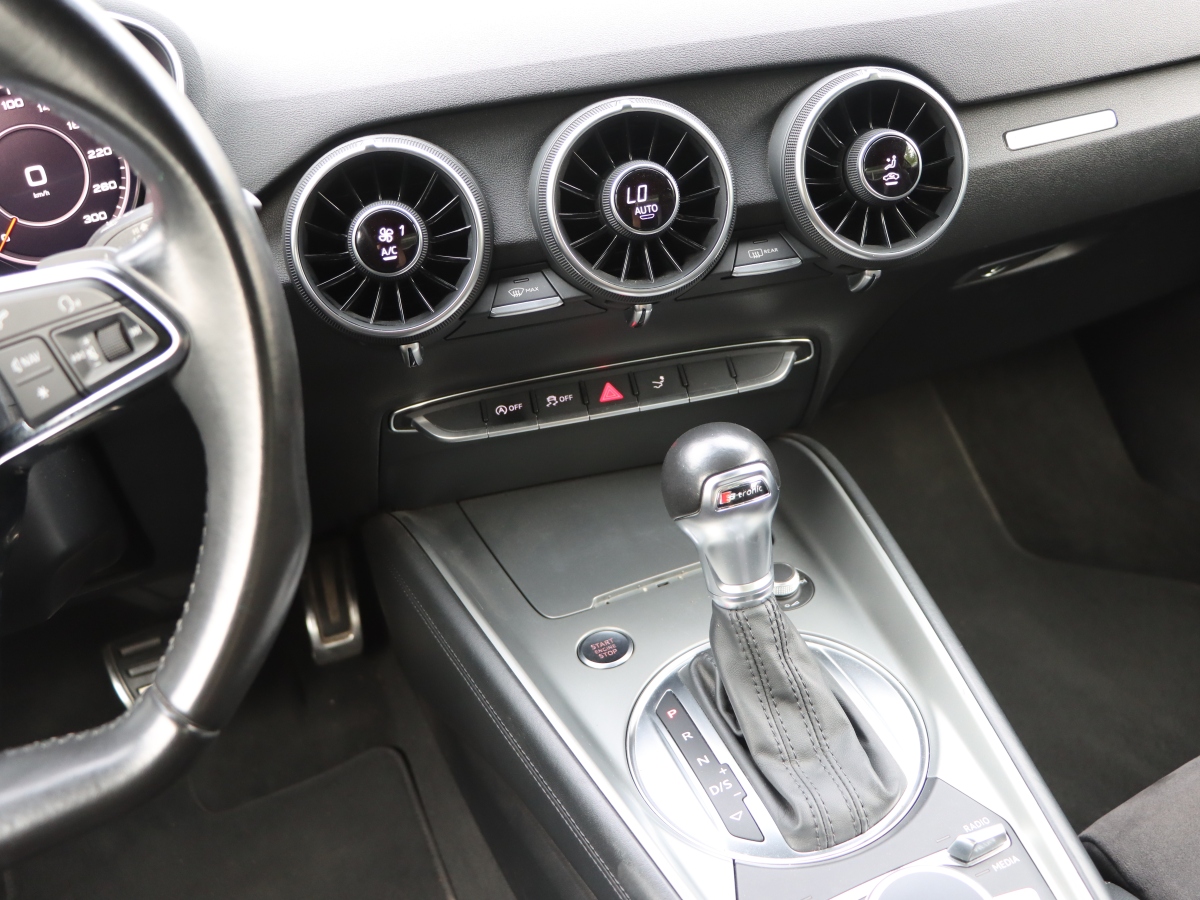 2015年7月奧迪 奧迪TT  2015款 TT Coupe 45 TFSI quattro