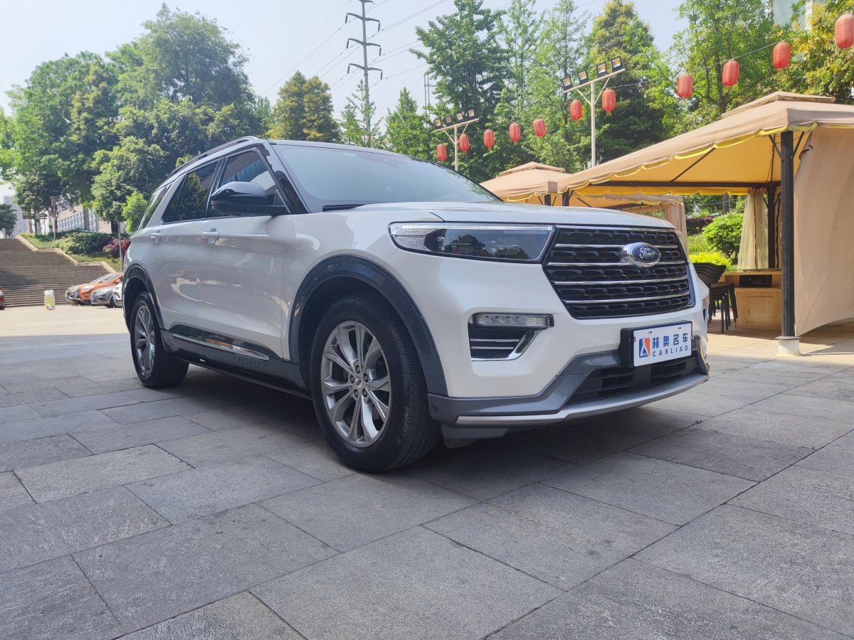 福特 探險(xiǎn)者  2020款 EcoBoost 285 四驅(qū)風(fēng)尚版 6座圖片