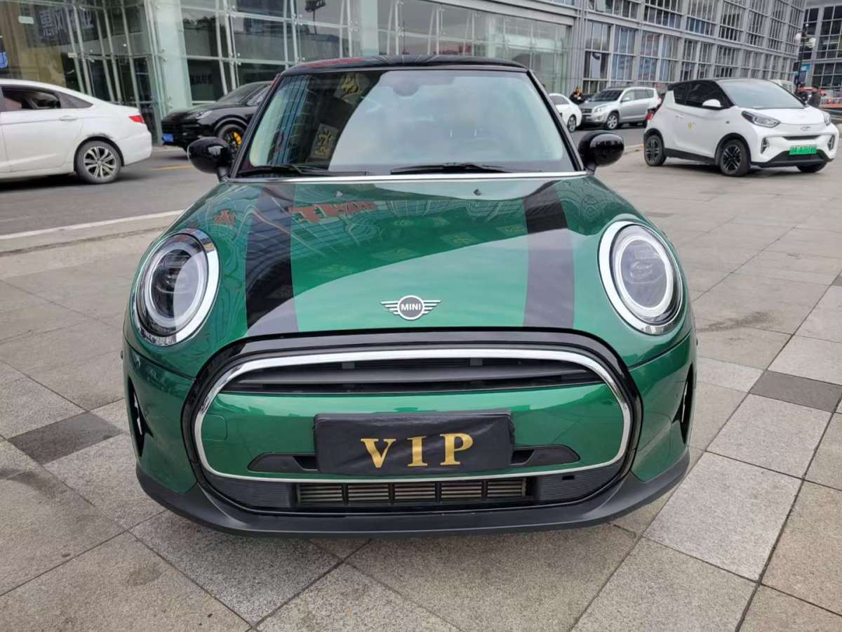 MINI MINI  2022款 1.5T COOPER 經(jīng)典派圖片