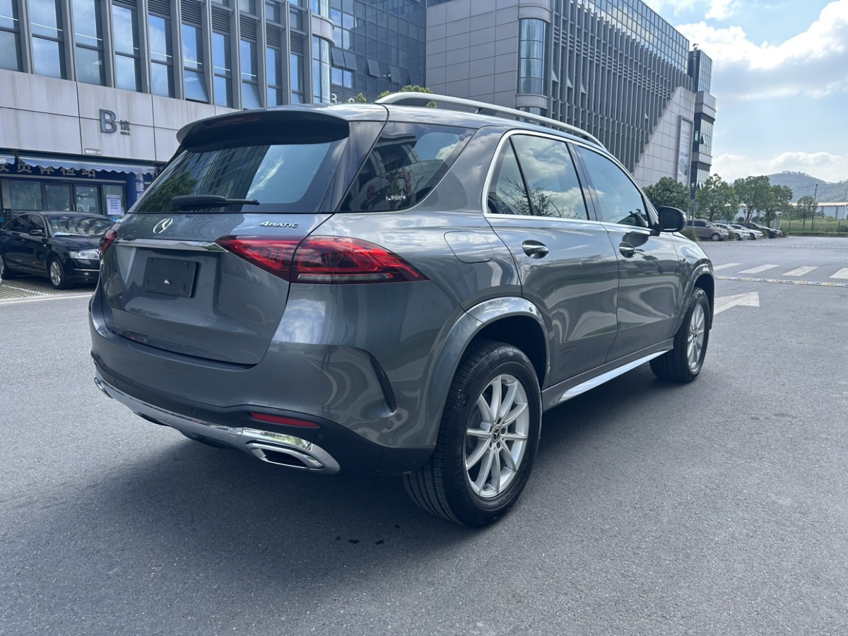 奔馳 奔馳GLE  2020款 改款 GLE 350 4MATIC 時(shí)尚型圖片