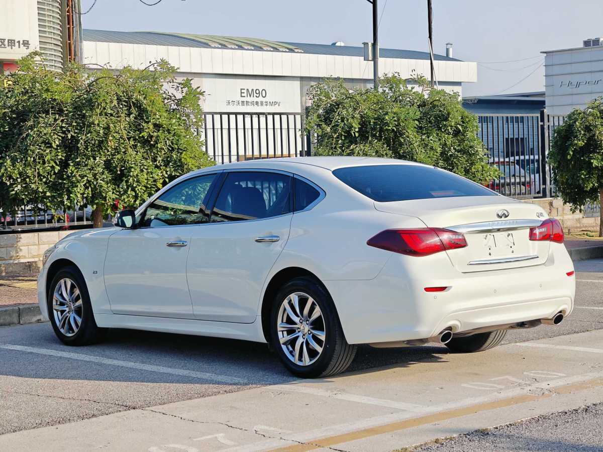 英菲尼迪 Q70  2015款 Q70L 2.5L 精英版图片