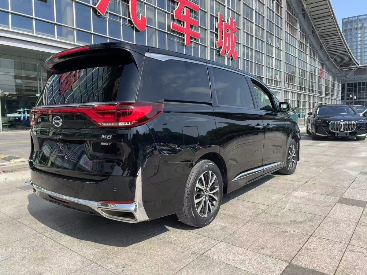 廣汽傳祺 M8  2024款 領(lǐng)秀系列 390T 尊享版圖片