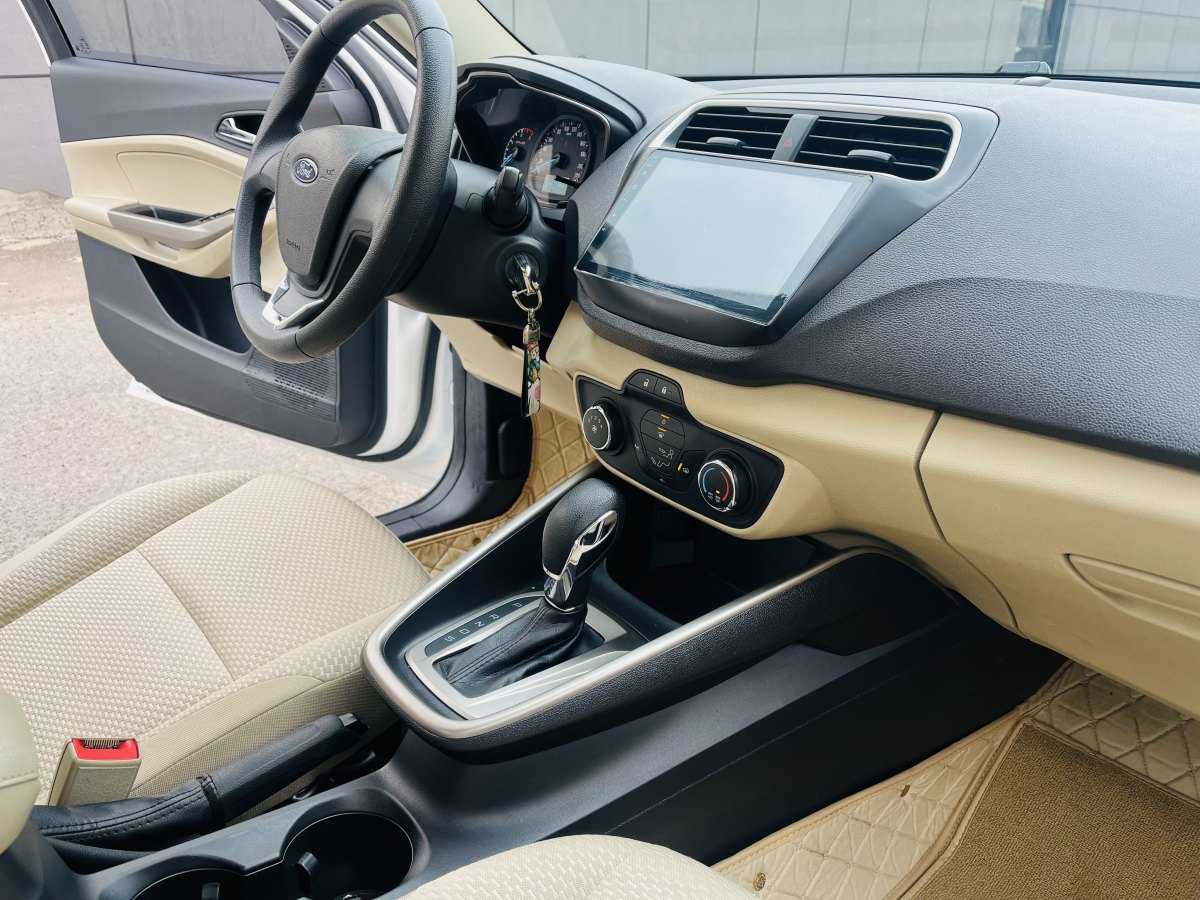 2018年9月福特 福睿斯  2017款 改款 1.5L 自动舒适型