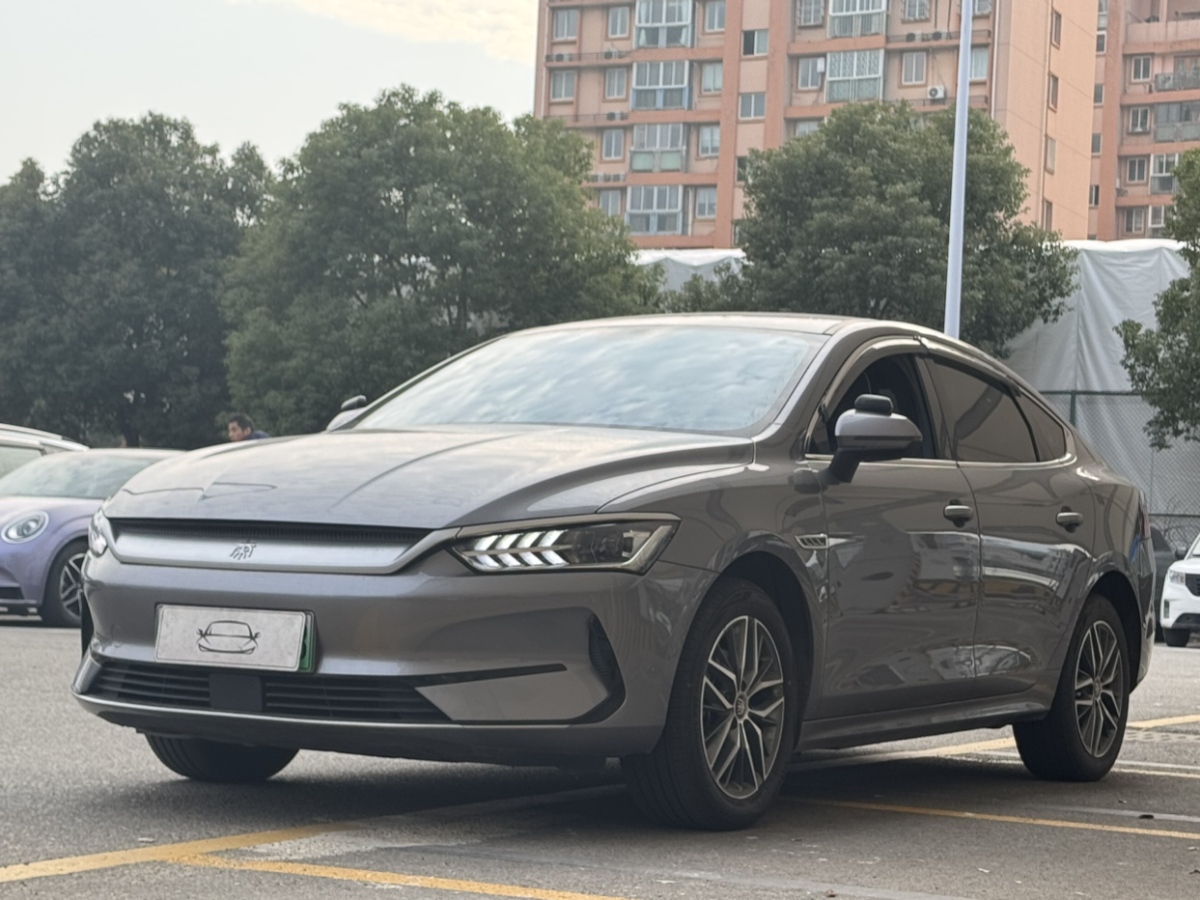 比亞迪 秦PLUS  2024款 榮耀版 EV 420KM領(lǐng)先型圖片