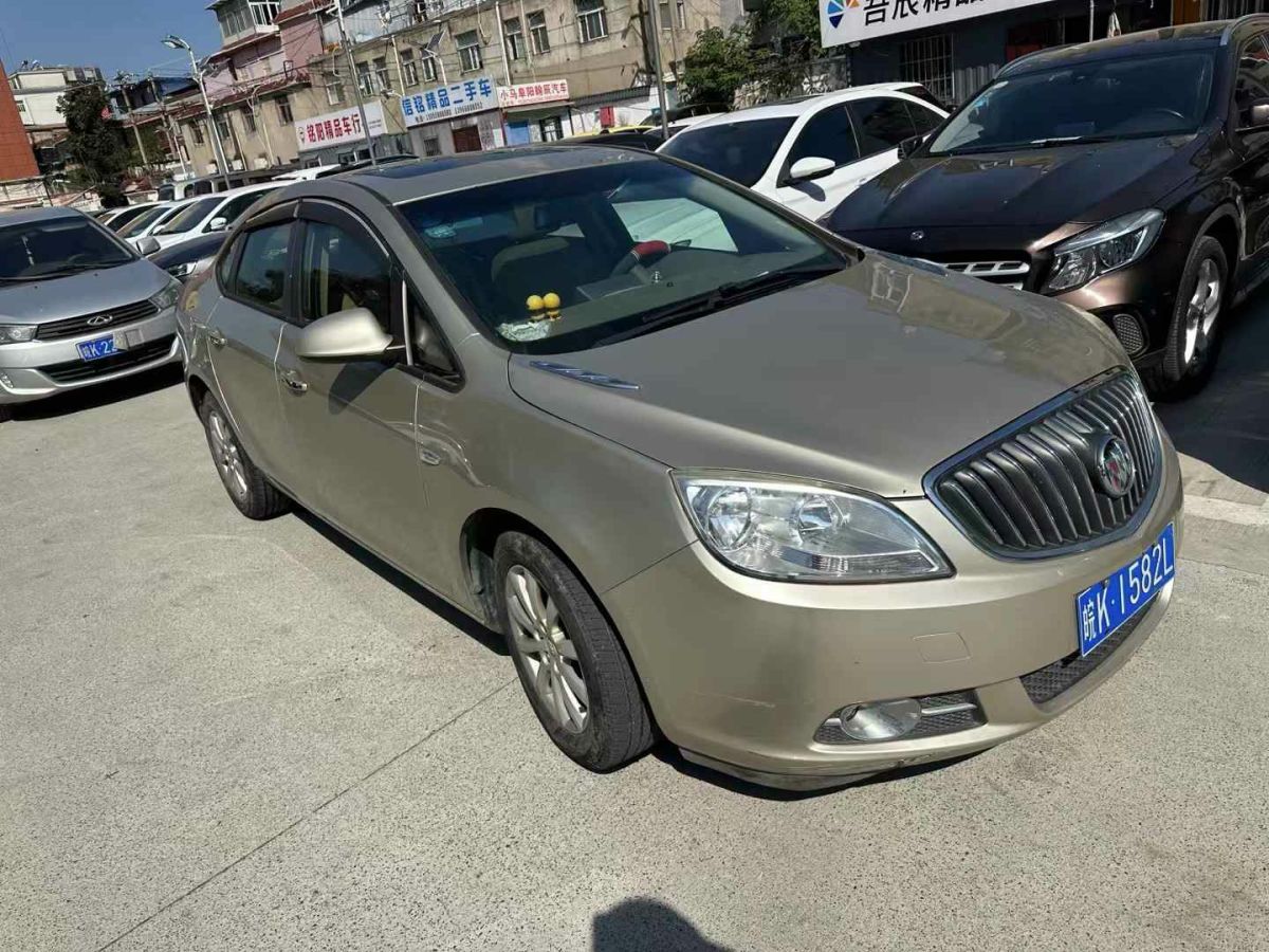 長(zhǎng)城 V80  2012款 1.5T 手動(dòng)實(shí)尚型圖片