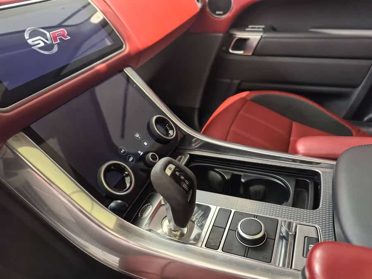 路虎 攬勝運動版  2020款 3.0 L6 HSE DYNAMIC圖片
