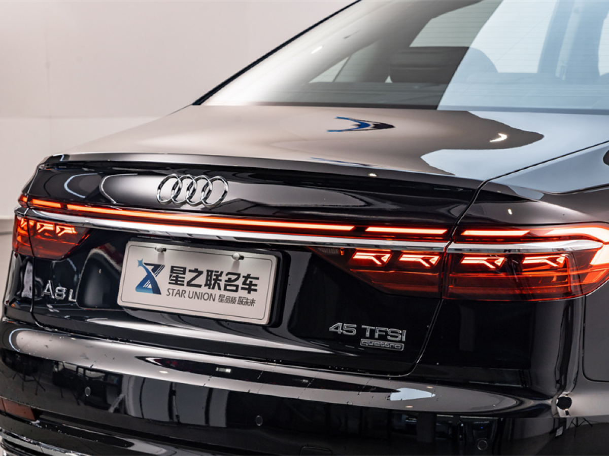 奧迪 奧迪A8 25款 A8L 45 TFSI quattro 豪華型圖片