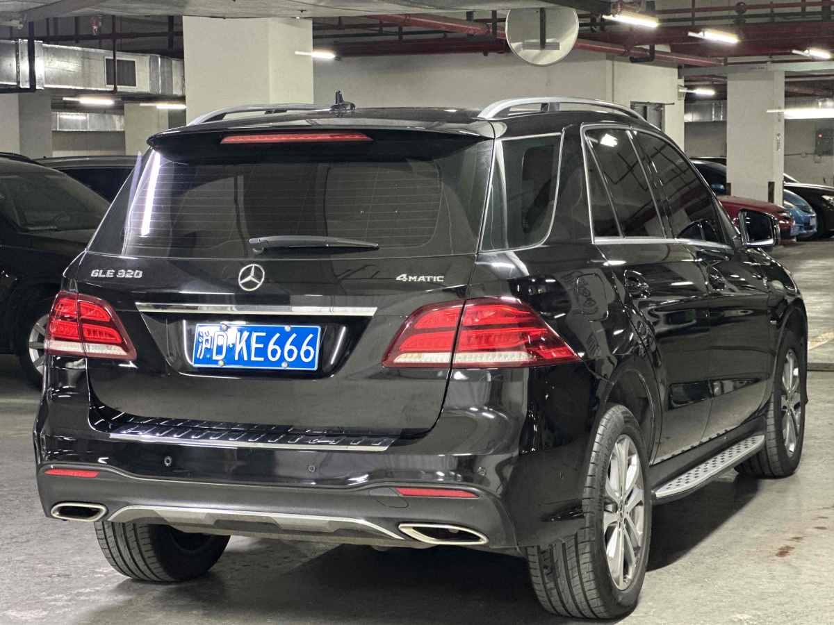 奔馳 奔馳GLE  2019款 GLE 320 4MATIC 動感型臻藏版圖片