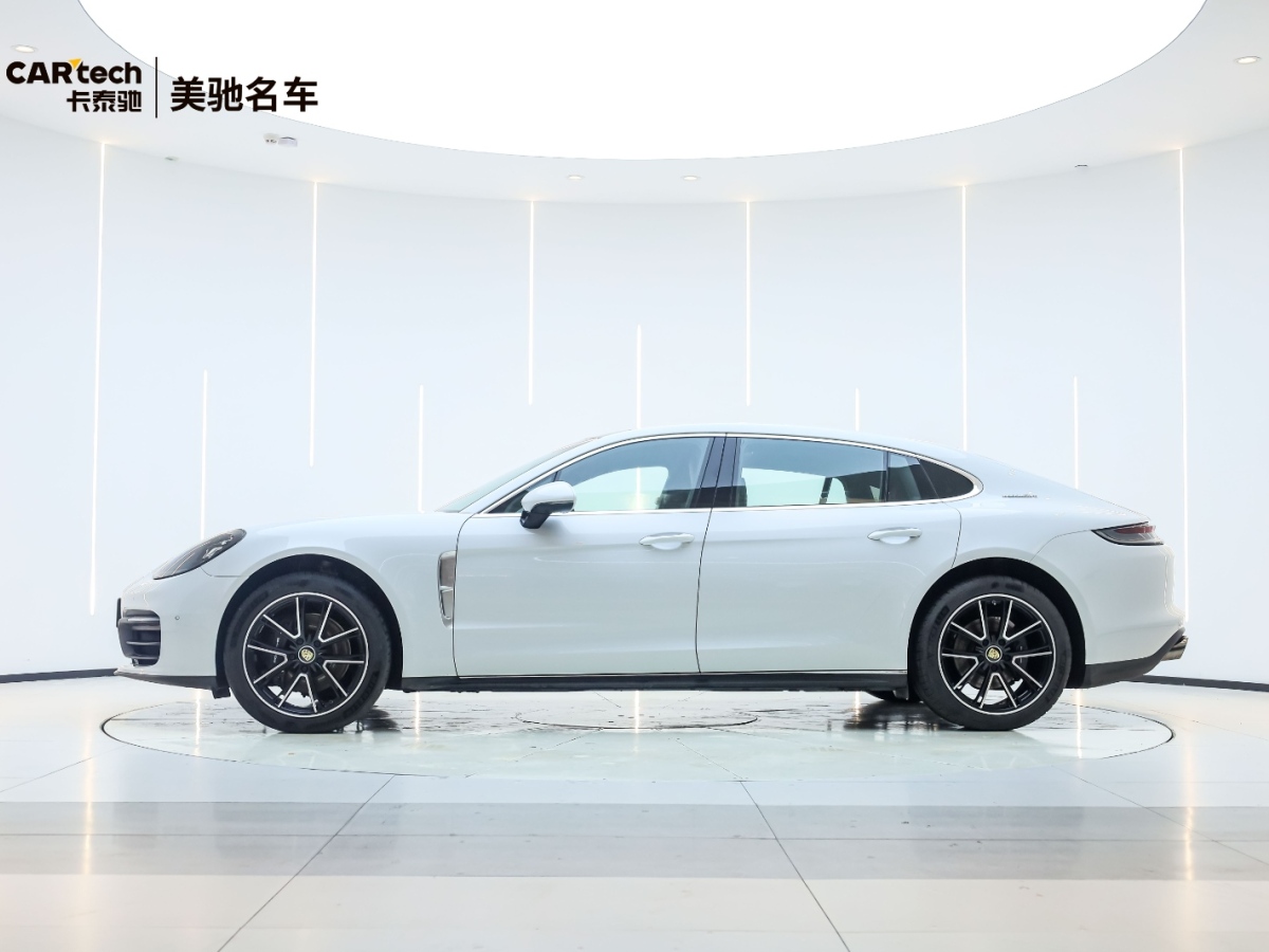 保時(shí)捷 Panamera  2024款 Panamera 行政加長版 2.9T圖片