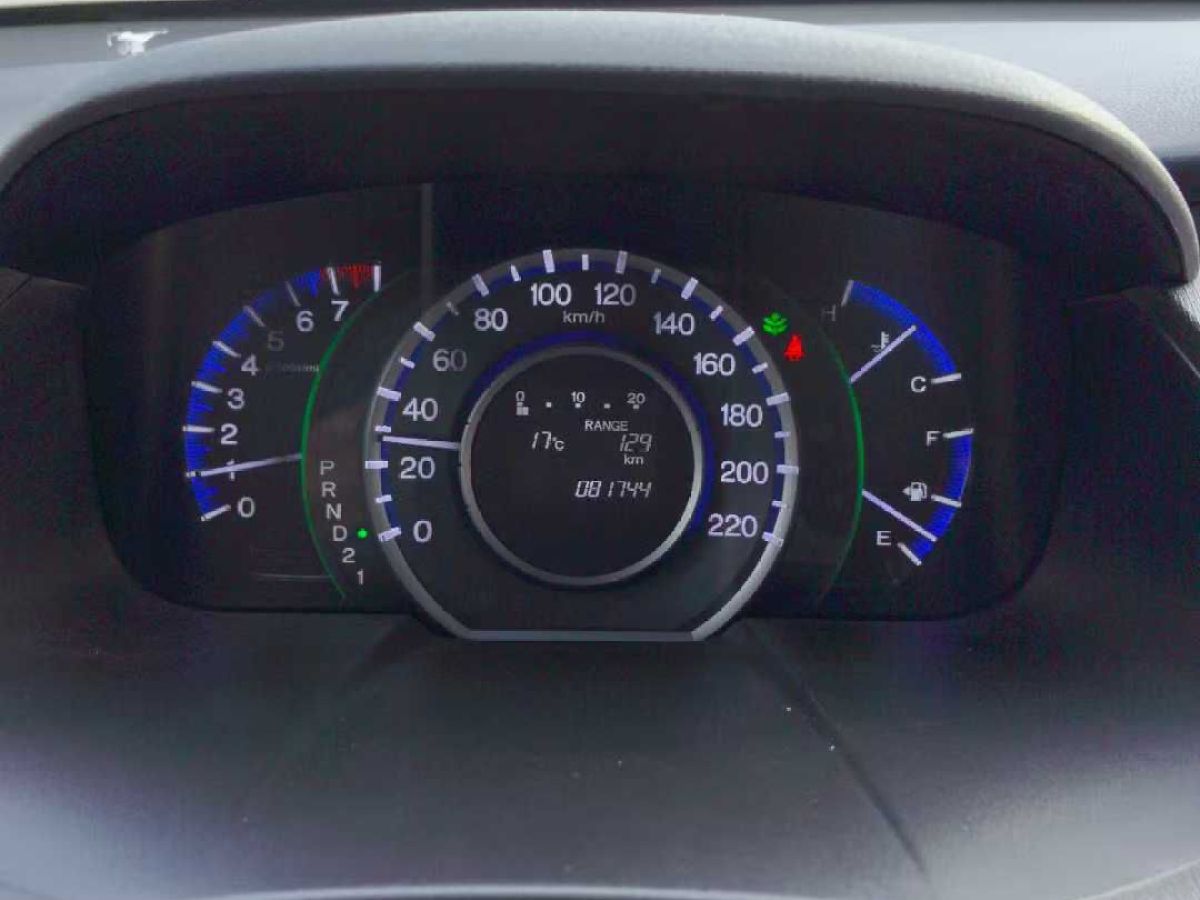 日產(chǎn) GT-R  2014款 3.8T Premium Edition 棕紅內(nèi)飾圖片