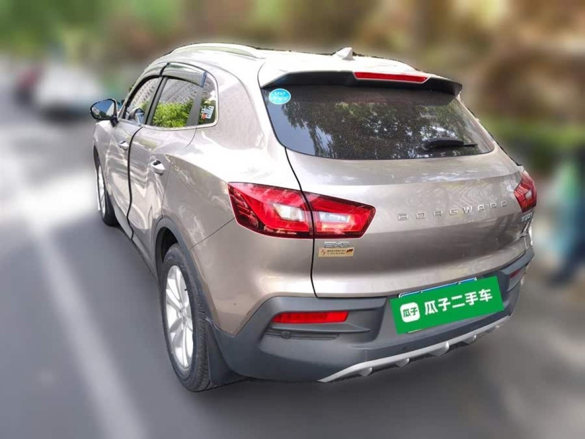 寶沃 BX5  2017款 25TGDI 自動兩驅(qū)風(fēng)尚Plus型圖片