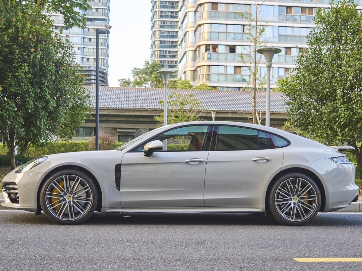 2017年6月保時捷 Panamera  2017款 Panamera Turbo 4.0T