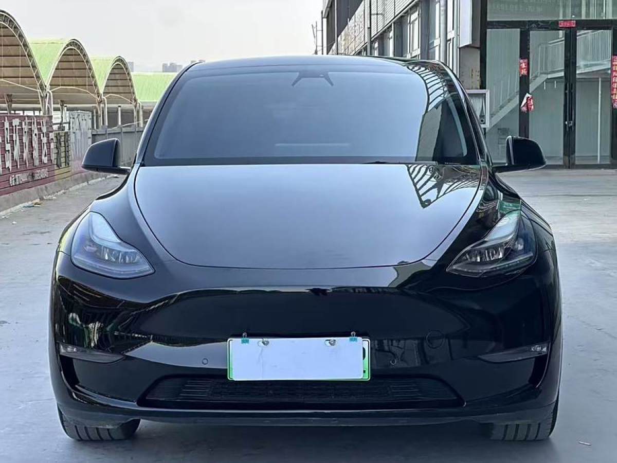 特斯拉 Model 3  2021款 改款 標(biāo)準(zhǔn)續(xù)航后驅(qū)升級(jí)版圖片