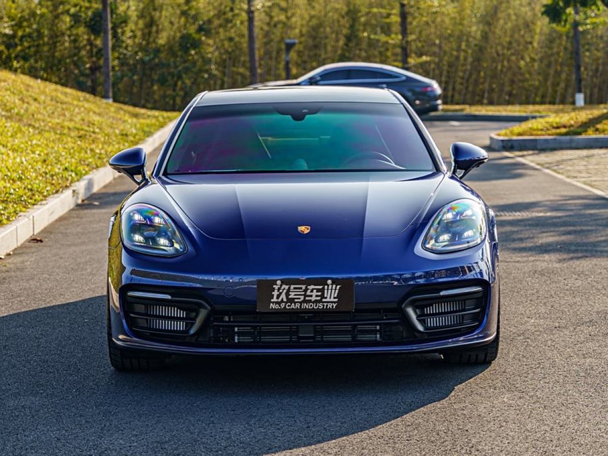 保時(shí)捷 Panamera  2022款 Panamera 4S 行政加長(zhǎng)版 2.9T圖片