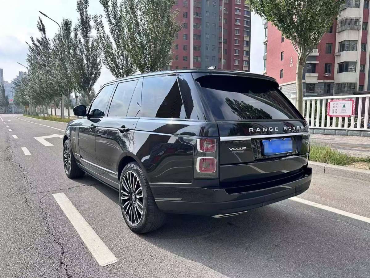 路虎 揽胜  2020款 3.0 L6 传世版图片