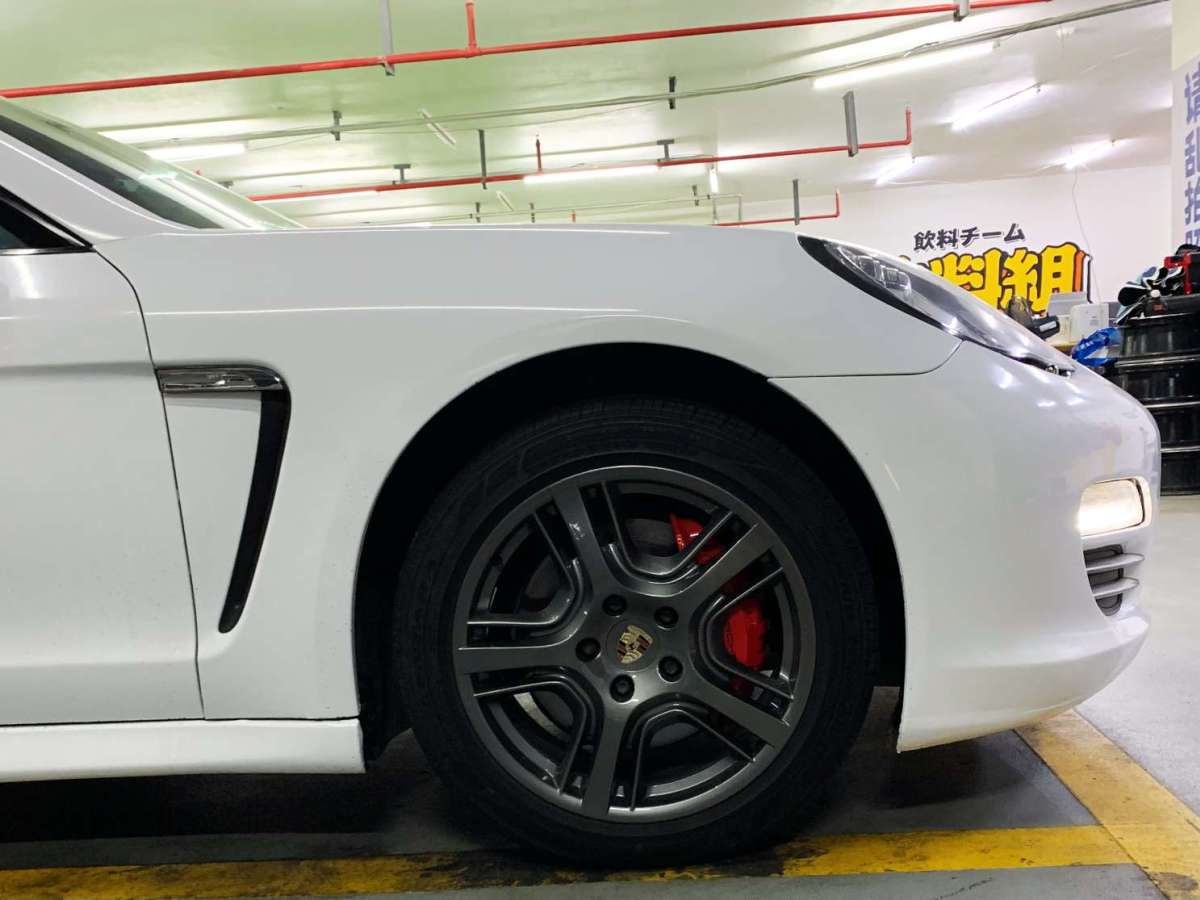 2012年9月保時捷 Panamera  2010款 Panamera 4 3.6L