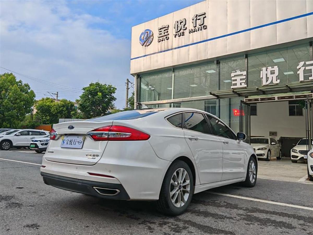 福特 蒙迪歐  2018款 EcoBoost 180 智控時(shí)尚型 國(guó)VI圖片