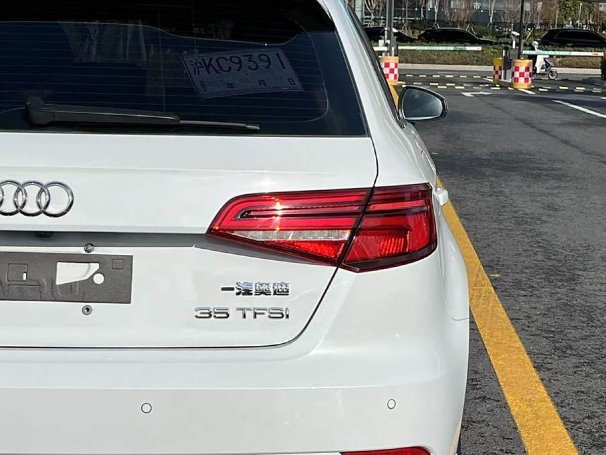 奧迪 奧迪A3  2019款 Sportback 35 TFSI 運(yùn)動(dòng)型 國(guó)VI圖片