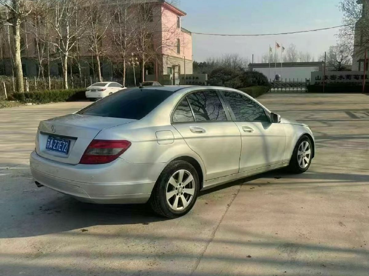 奔馳 奔馳C級(jí)  2011款 C 200 CGI 優(yōu)雅型圖片