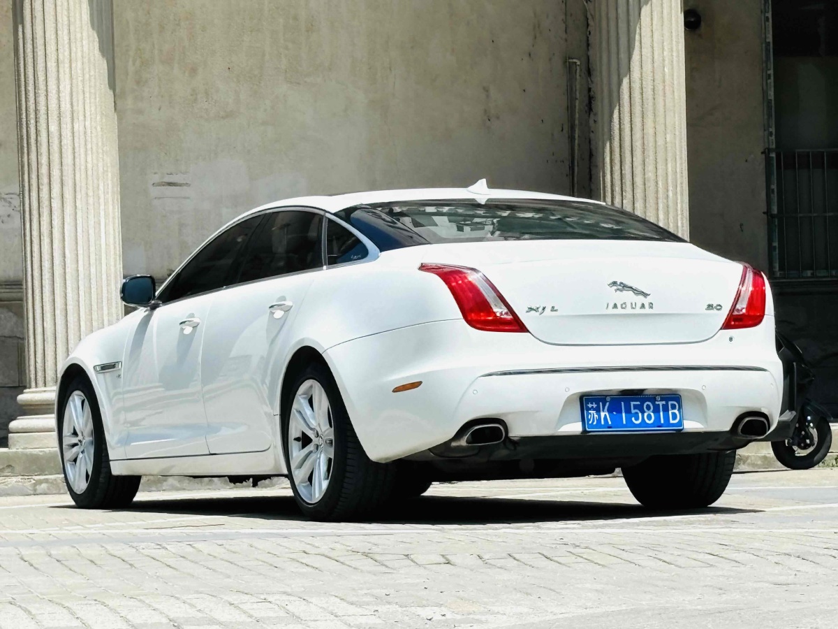 捷豹 XJ  2013款 XJL 3.0 SC 劍橋限量版圖片