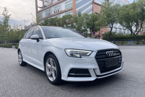 奥迪A3 奥迪 30周年年型 Sportback 35 TFSI 时尚型