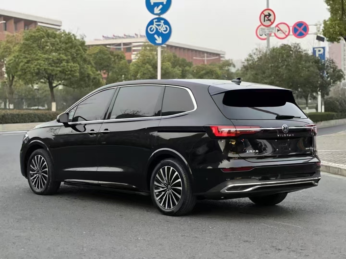 大众 威然  2023款 改款 380TSI 尊贵版图片