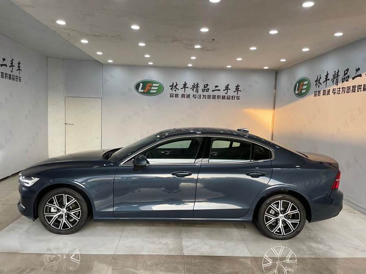 沃爾沃 S60L  2024款 B4 智遠豪華版圖片