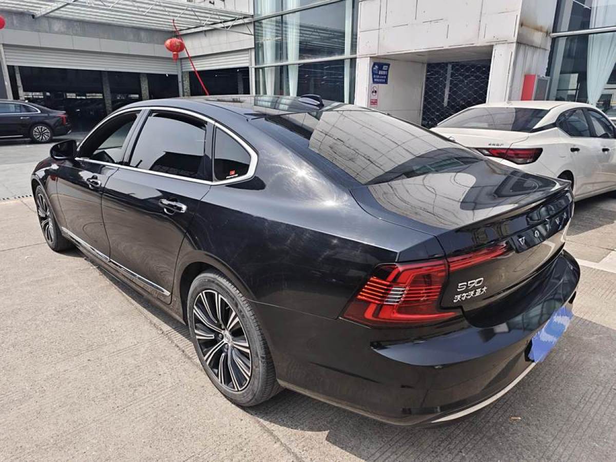 沃爾沃 S90  2025款 B5 智雅豪華版圖片