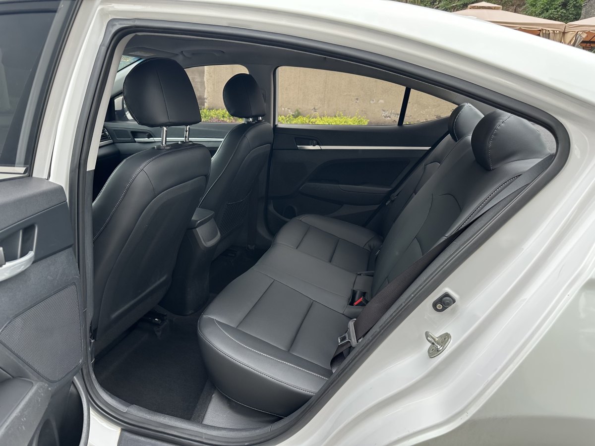 現(xiàn)代 領(lǐng)動  2016款 1.6L 自動智炫?精英型圖片