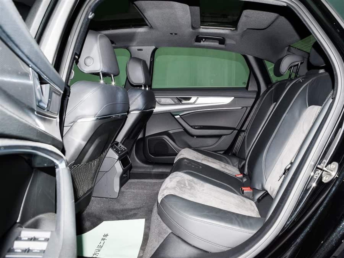 奧迪 奧迪A6L新能源  2020款 55 TFSI e quattro圖片