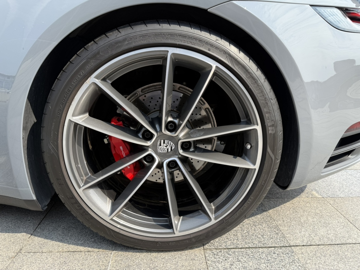 保時(shí)捷 911  2023款 Carrera Cabriolet 3.0T圖片