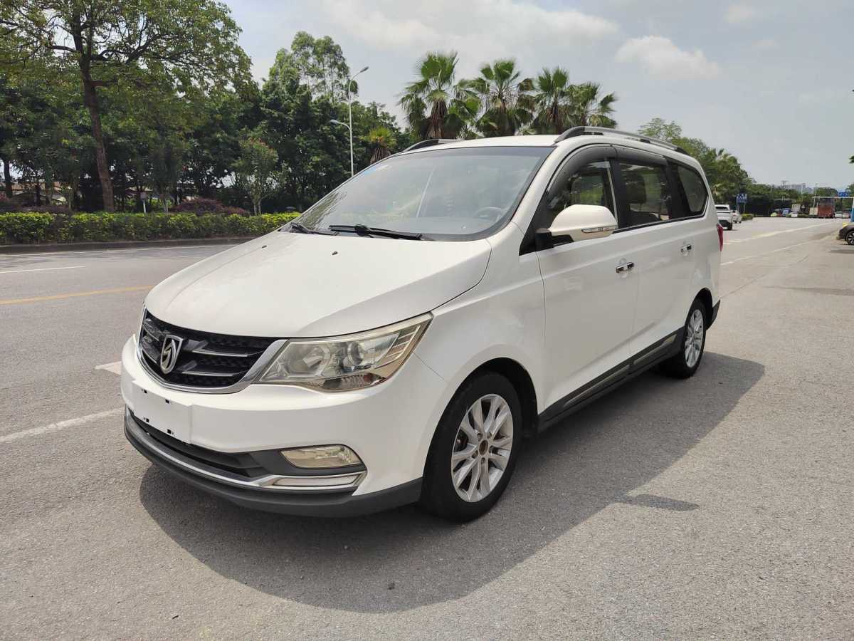 2016年5月寶駿 730  2016款 1.5L 手動舒適型 7座