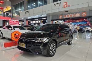 途觀L 大眾 出眾款 300TSI 自動兩驅龍騰版
