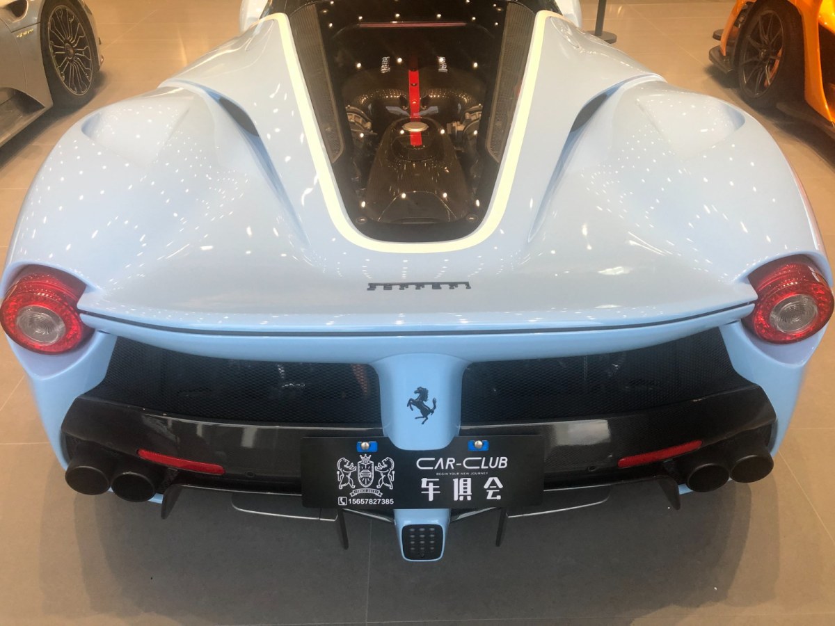 法拉利 LaFerrari  2014款 6.3L 標(biāo)準(zhǔn)版圖片