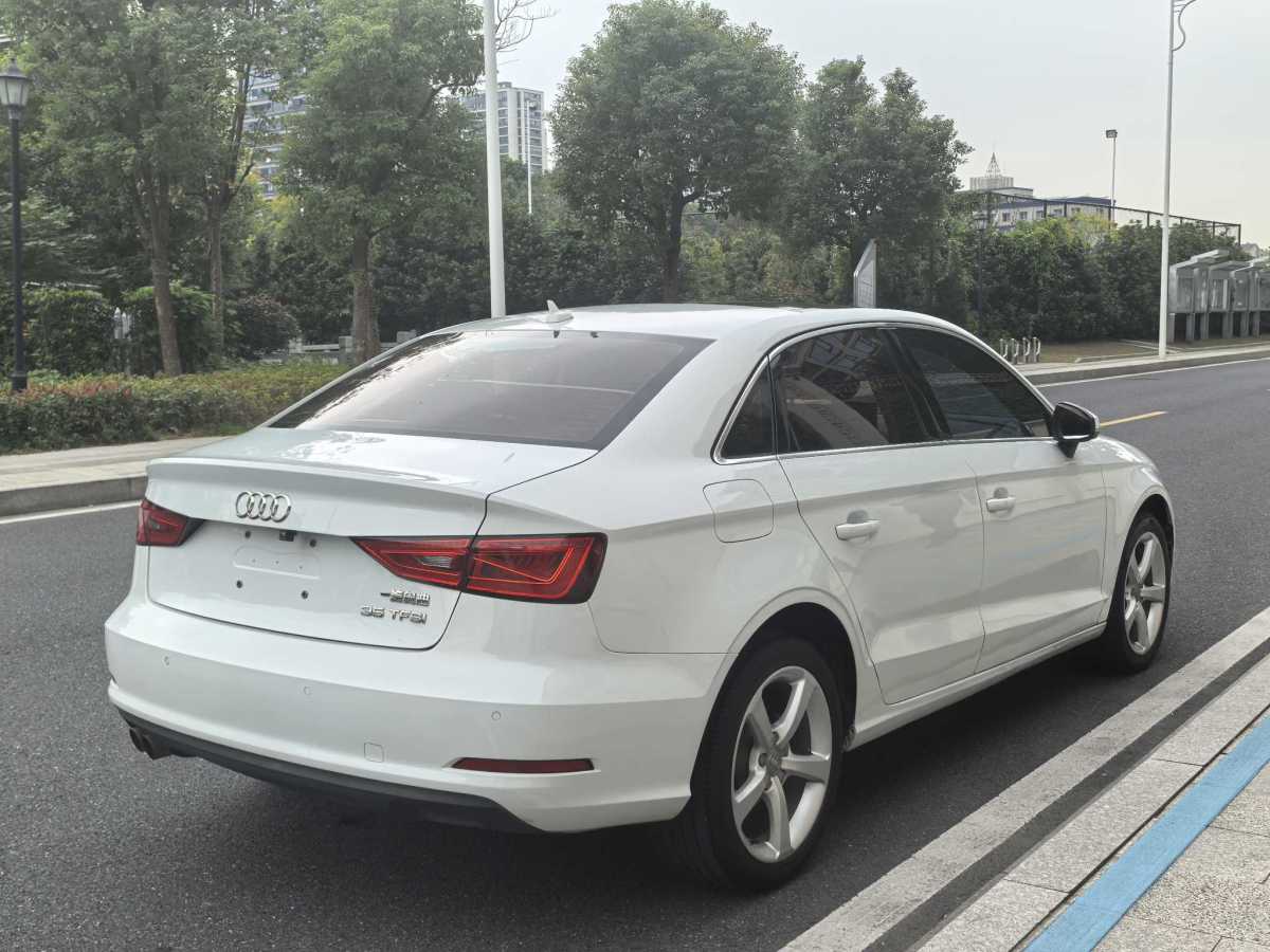 奧迪 奧迪A3  2016款 Limousine 35 TFSI 風(fēng)尚型圖片