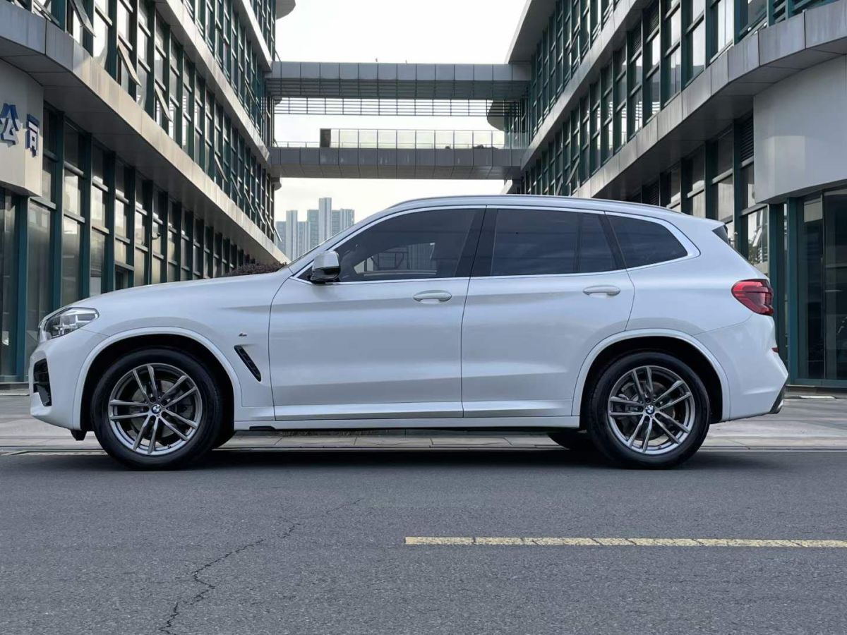 品牌】*寶馬x3 21款 xdrive25i m運動套裝 【上牌日期】*2021年1*15