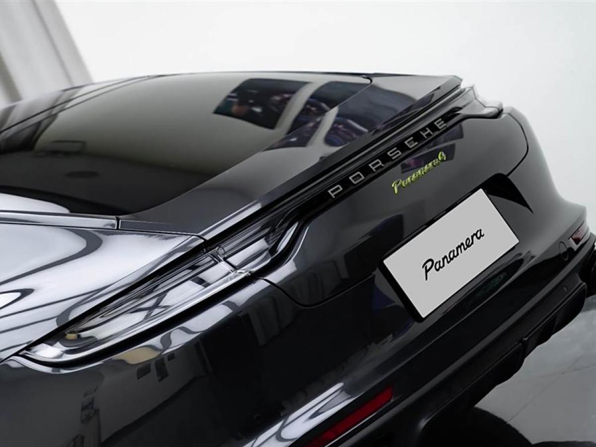 保时捷 Panamera新能源  2022款 Panamera 4 E-Hybrid 铂金版 2.9T图片