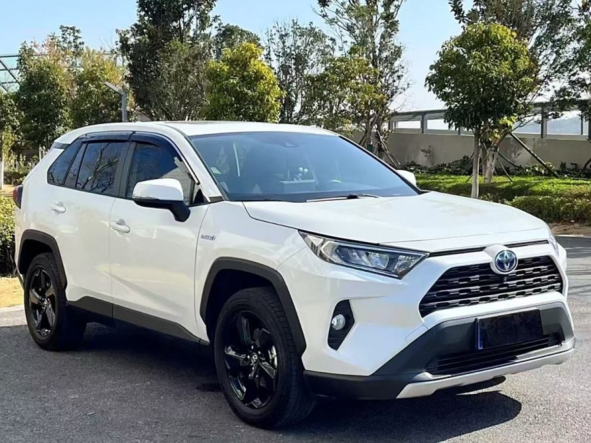 豐田 RAV4榮放  2023款 雙擎 2.5L E-CVT四驅(qū)精英Plus版圖片