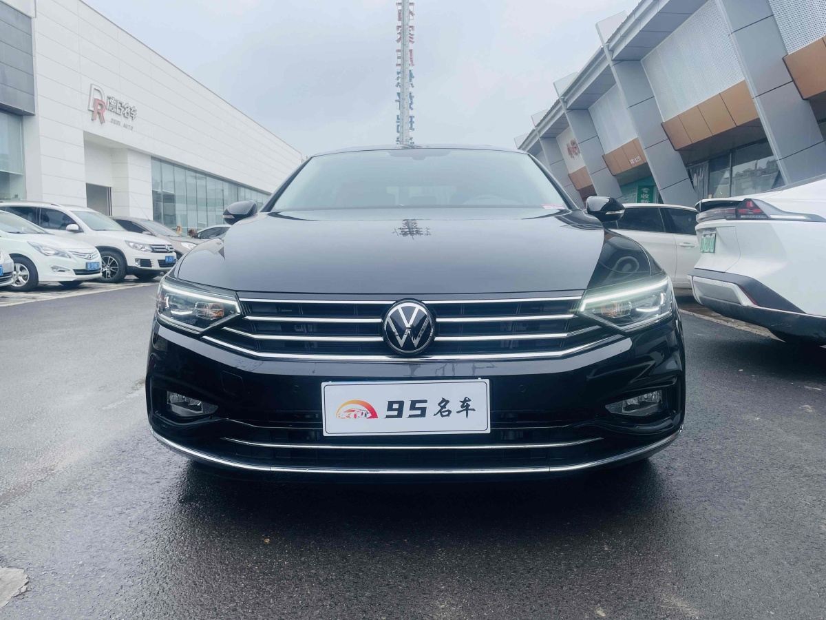 大眾 邁騰  2019款  330TSI DSG 領(lǐng)先型 國VI圖片