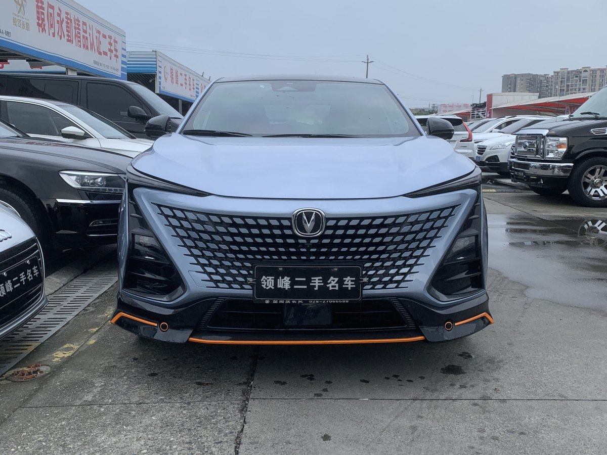 長(zhǎng)安 UNI-T  2022款 1.5T 運(yùn)動(dòng)版 旗艦型圖片