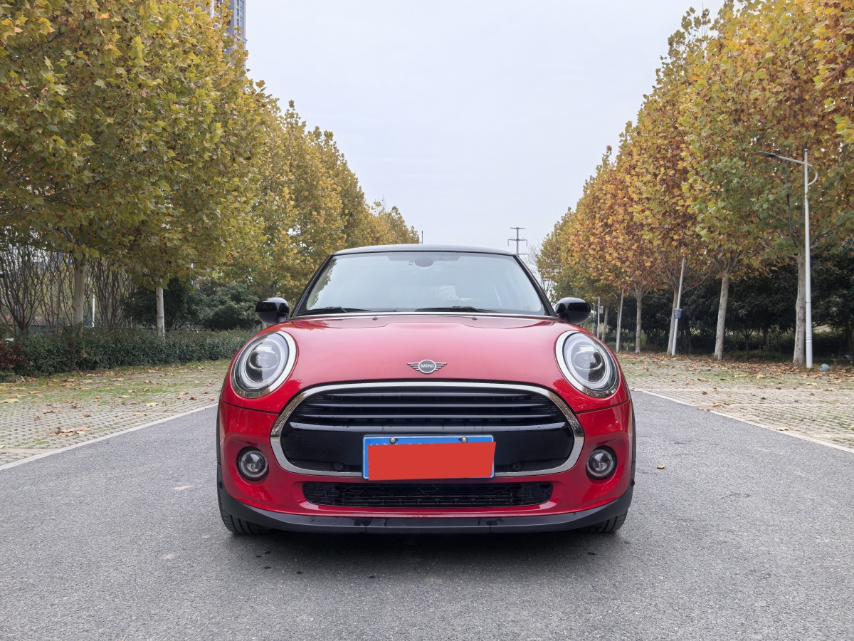 MINI MINI  2021款 1.5T COOPER 經(jīng)典派圖片